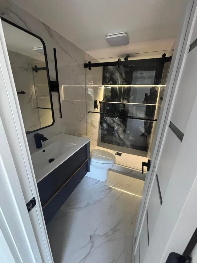  Unit C2 photo 42