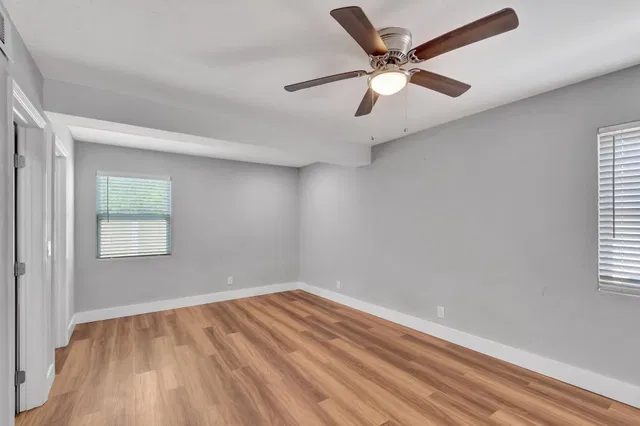 Residence photo 26