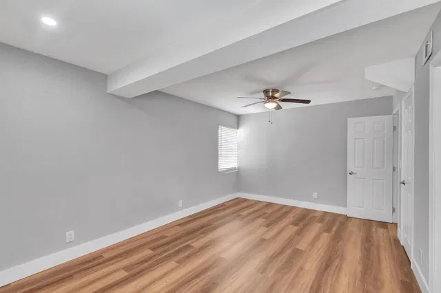 Residence photo 28