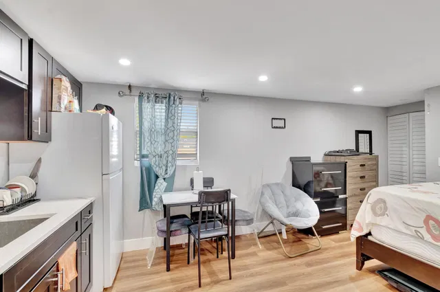 Residence photo 35