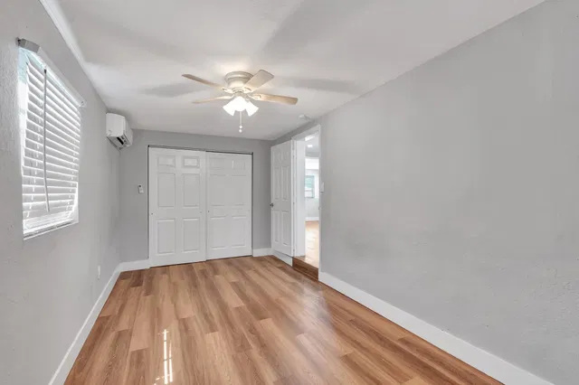 Residence photo 76