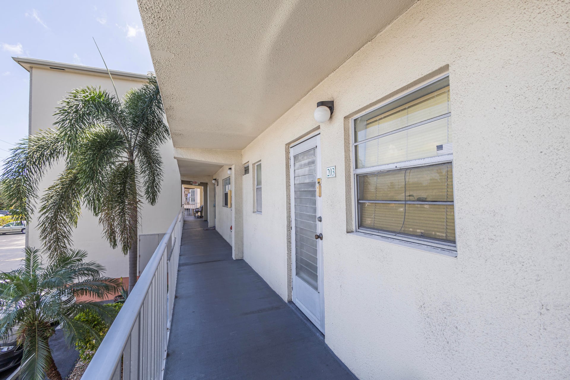Unit 2030 photo 10