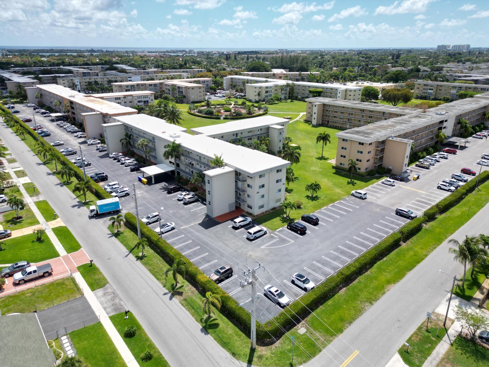 Unit 2030 photo 13