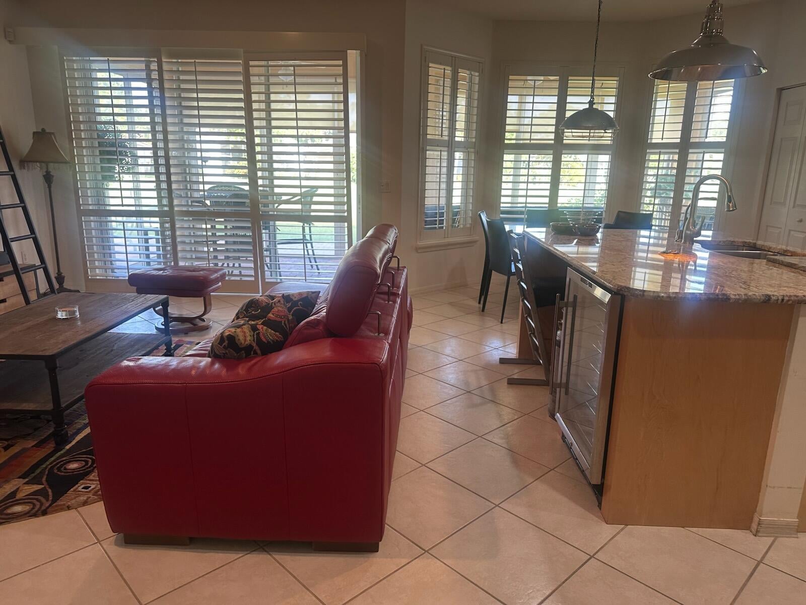 Residence photo 19