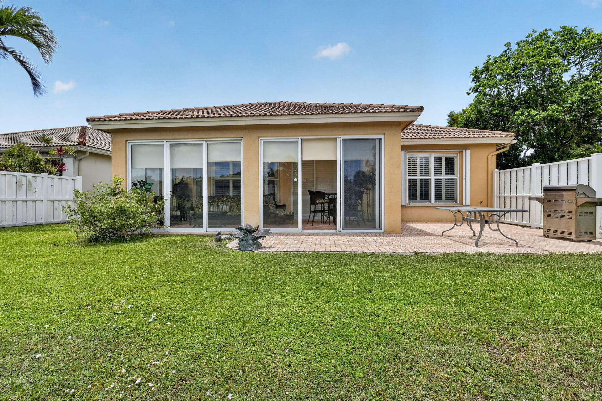 Residence photo 51