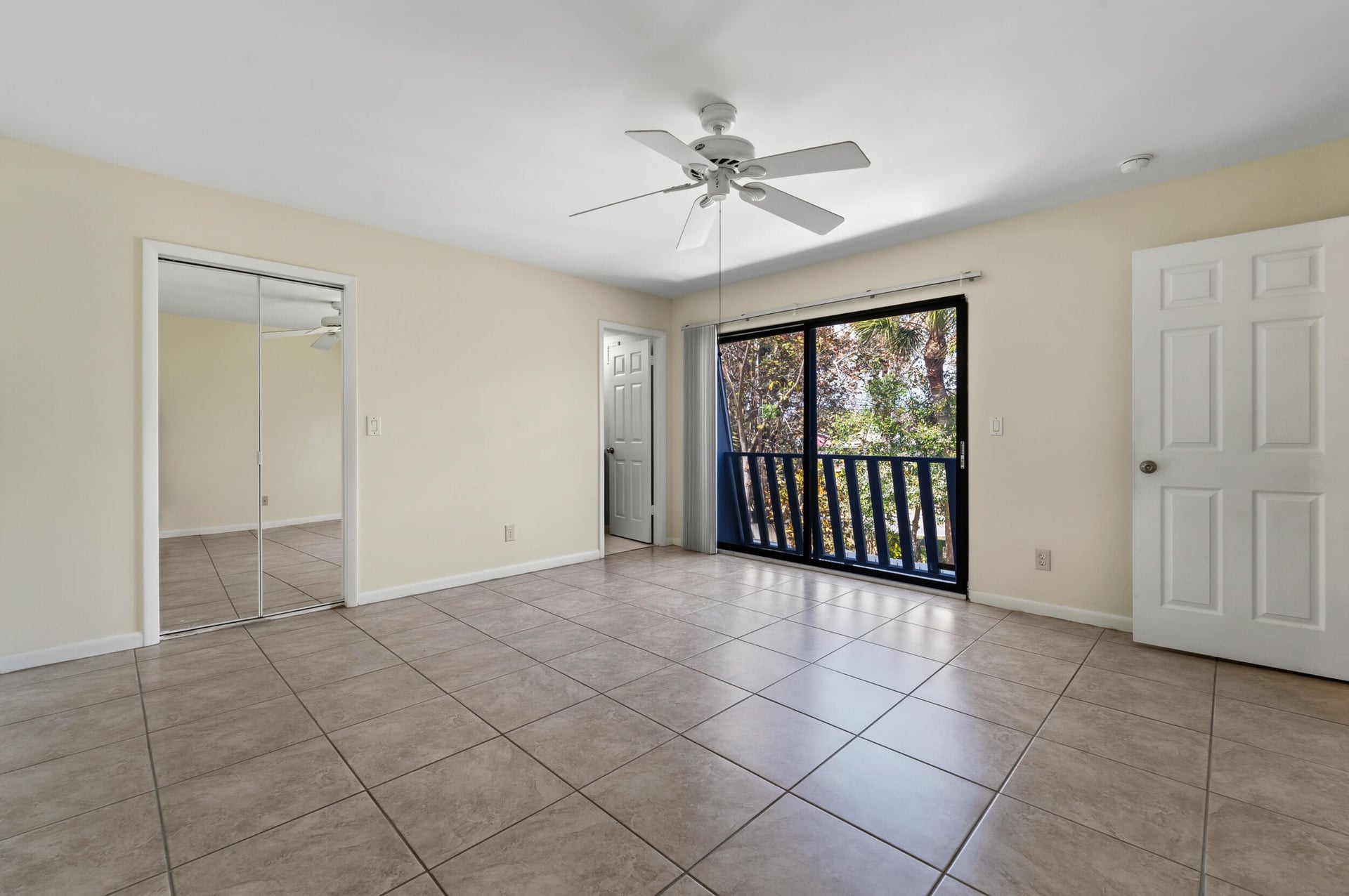 Residence photo 18