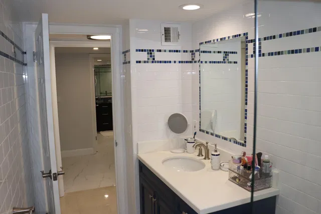 Boca Raton Unit 0160b photo 22