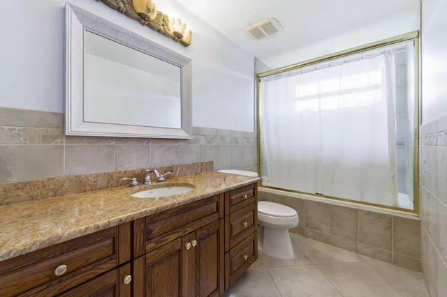  Residence photo 30