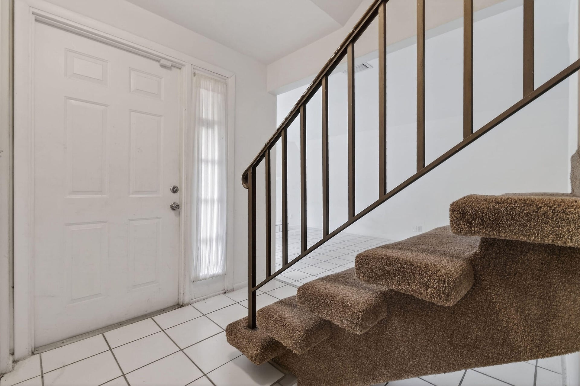  Unit B photo 7