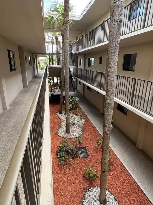 Unit 222 photo 21