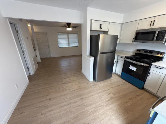 Residence photo 3