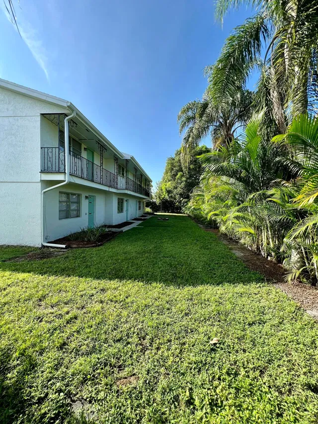 Residence photo 6
