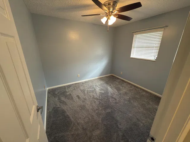 Residence photo 22