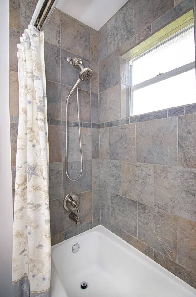  Residence photo 17