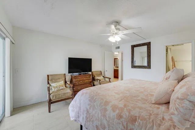 Residence photo 14