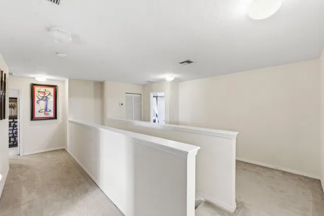 Residence photo 26