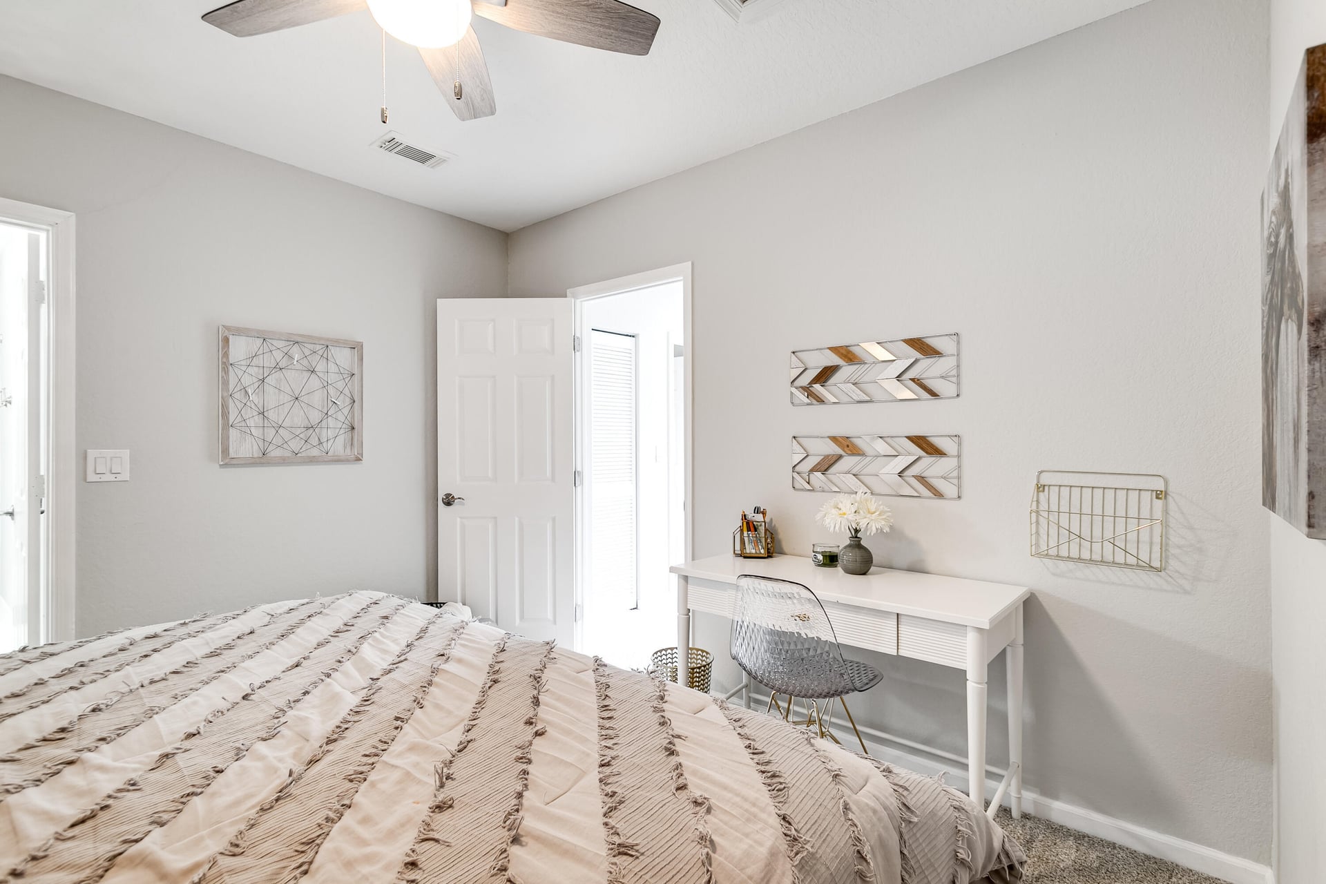 Residence photo 23