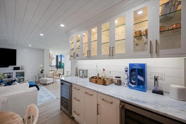 Unit 510 photo 34