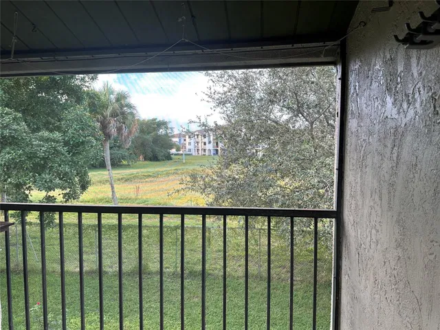 Unit 202 photo 8
