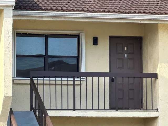 Unit 202 photo 10