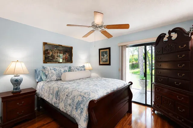 Residence photo 11
