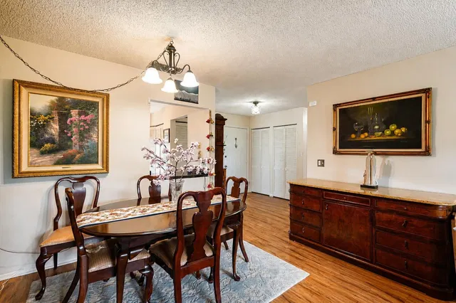 Residence photo 19