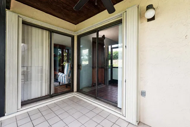 Residence photo 26