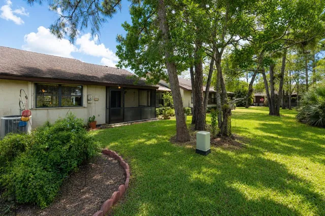 Residence photo 30
