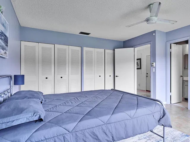  Residence photo 15