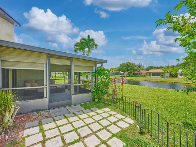  Residence photo 23