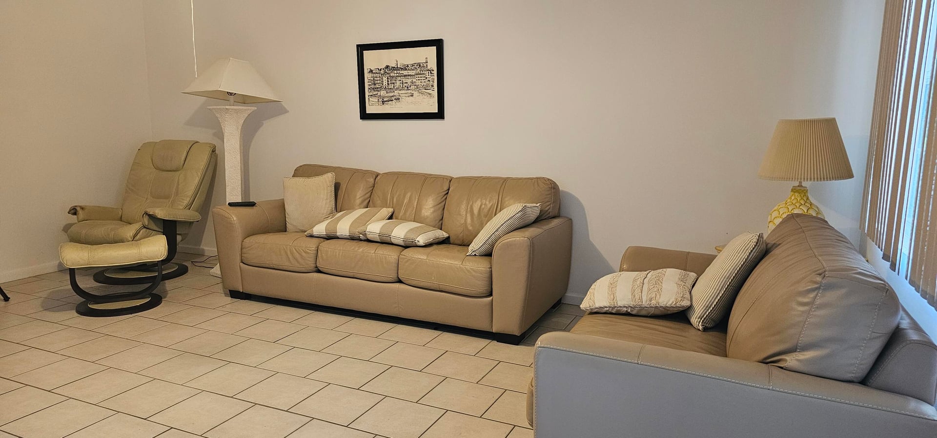 Residence photo 2