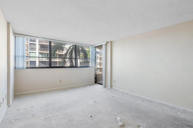 Unit 312 photo 17