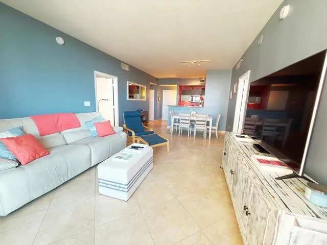 CityPlace South Tower Unit 1405 photo 3
