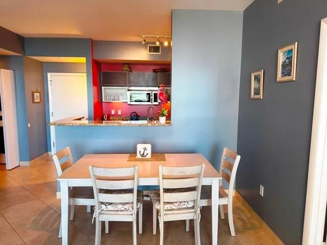 CityPlace South Tower Unit 1405 photo 5