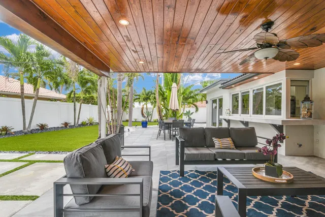Boca Harbour Residence photo 17