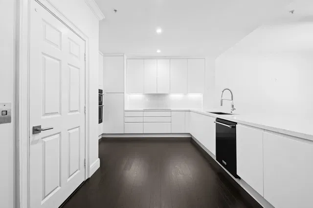 Residence photo 18