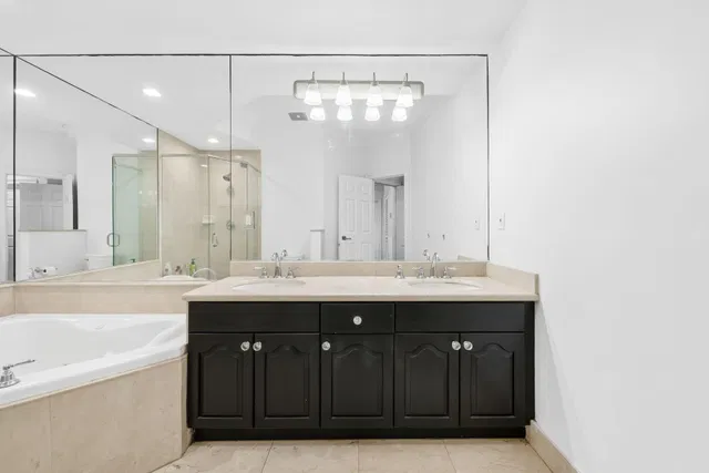 Residence photo 28