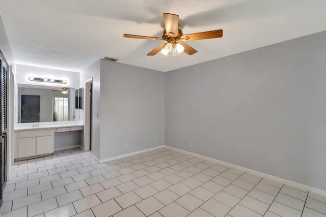 Residence photo 21
