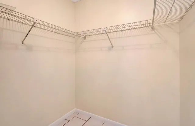 Residence photo 25