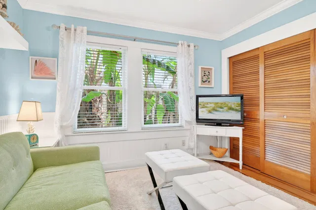 SoSo West Palm Beach Residence photo 33