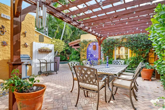 SoSo West Palm Beach Residence photo 39