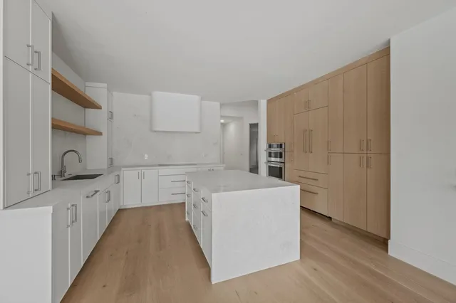  Residence photo 4
