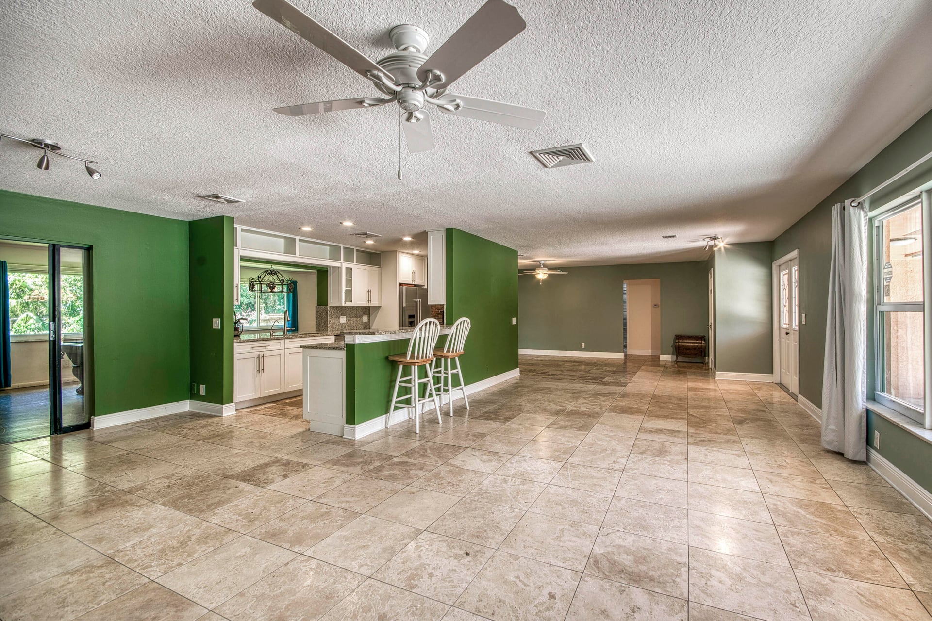 Residence photo 23