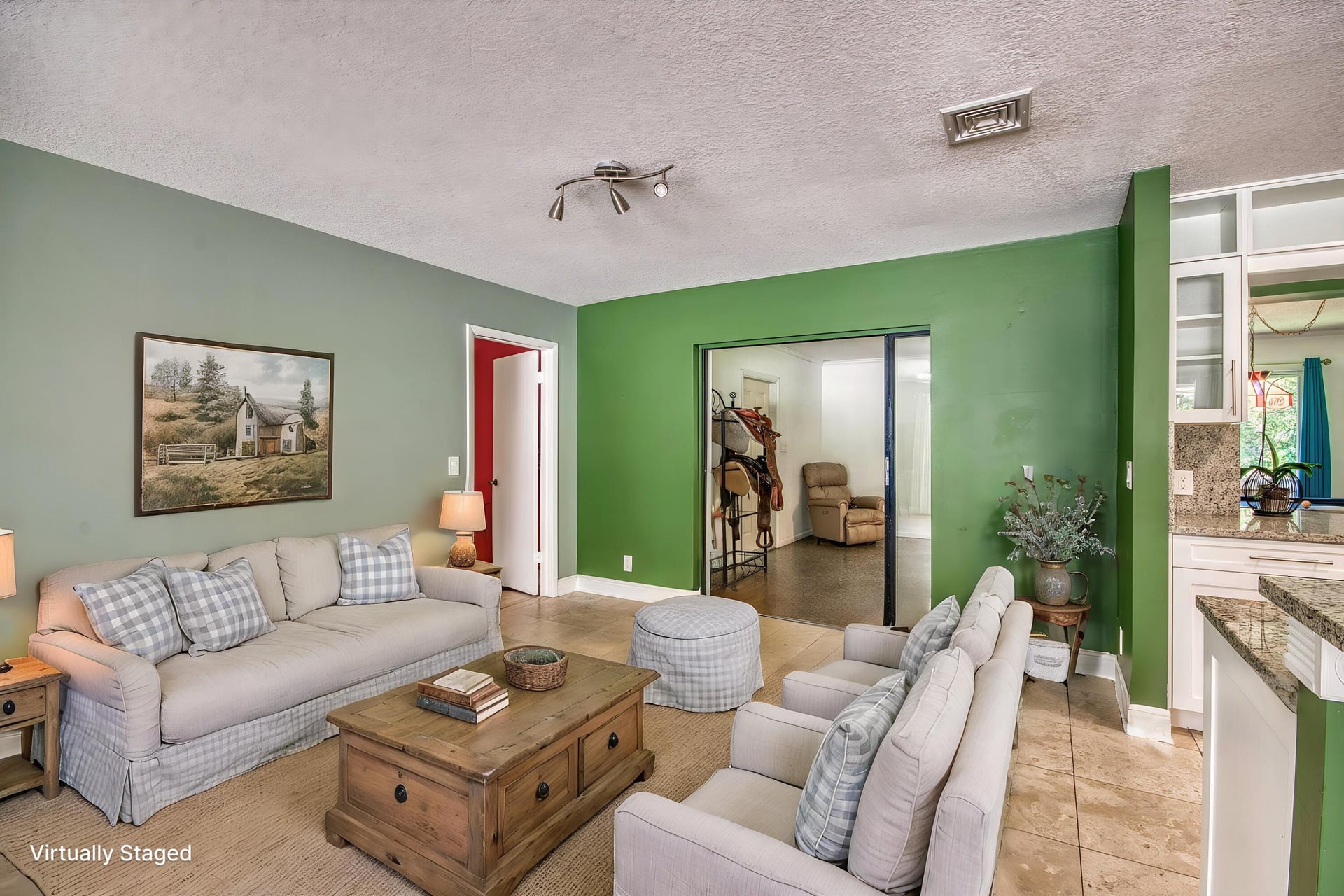 Residence photo 24