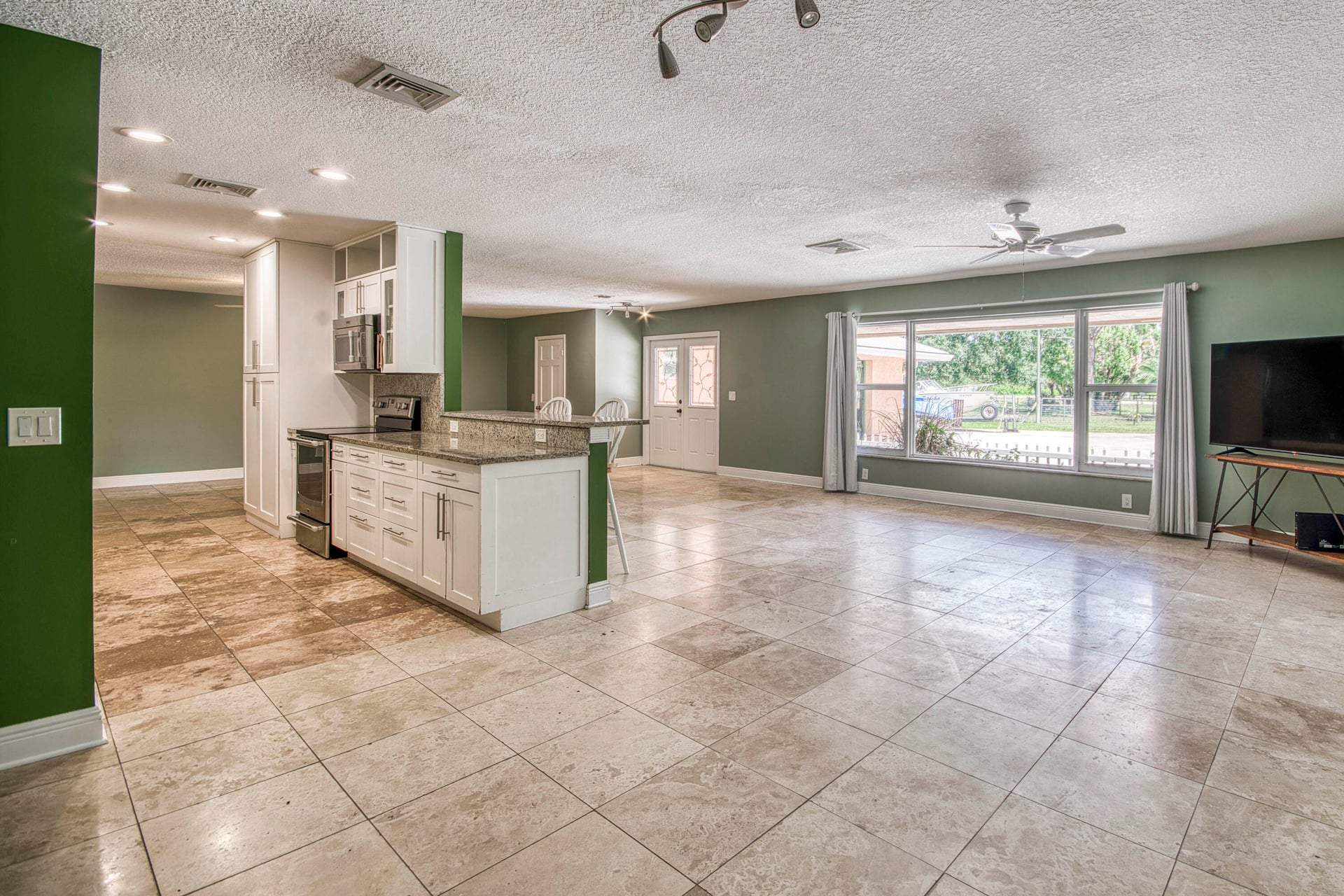 Residence photo 26