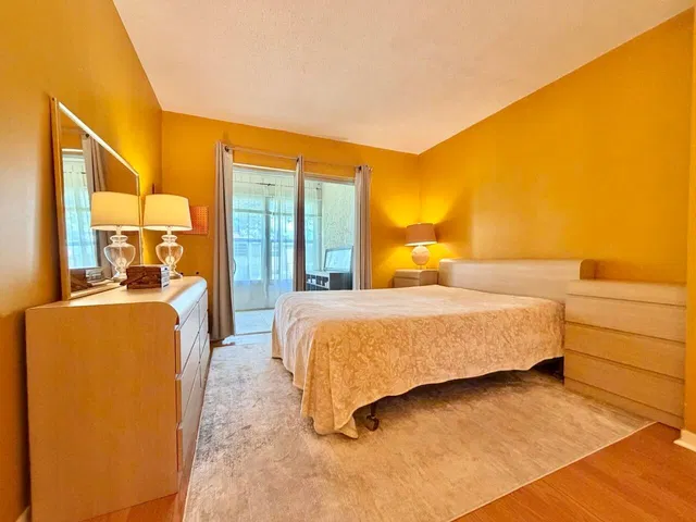 Unit 204 photo 15