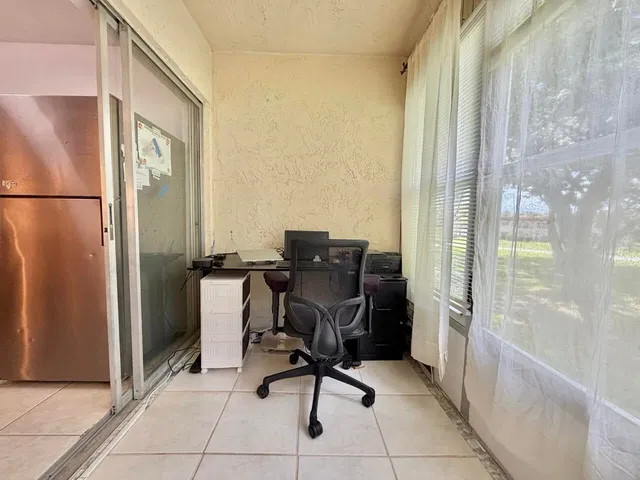 Unit 204 photo 20