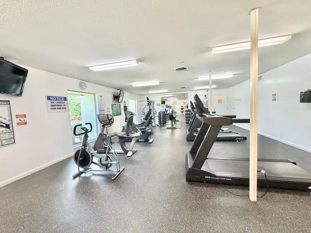 Unit 204 photo 31