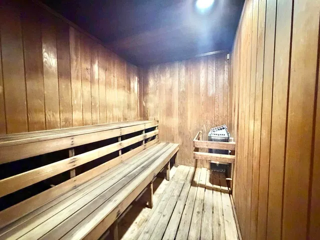 Unit 204 photo 32
