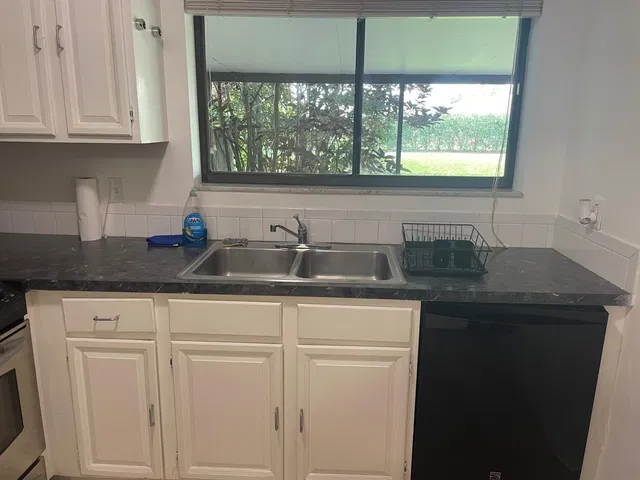 Residence photo 9